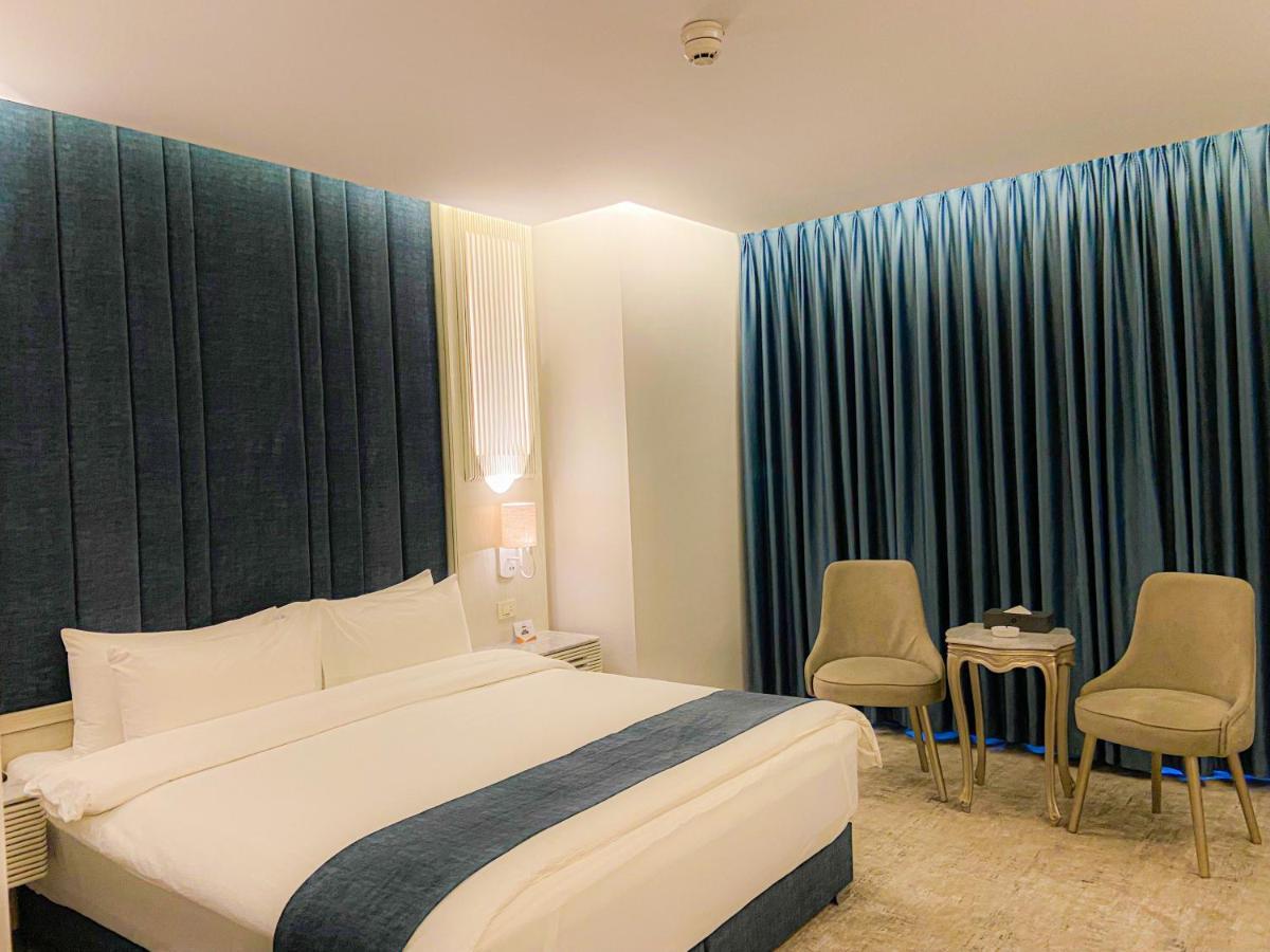 Rival Hotel Амман Экстерьер фото